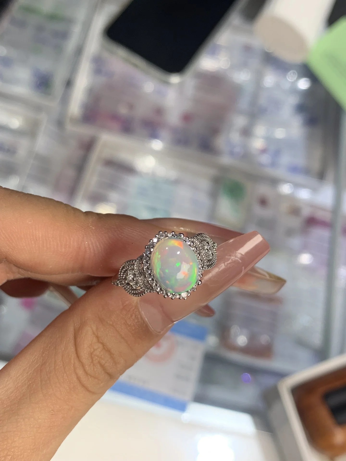 October Birthstone 100% Natura - Birthstone Ring Set 评论和价格