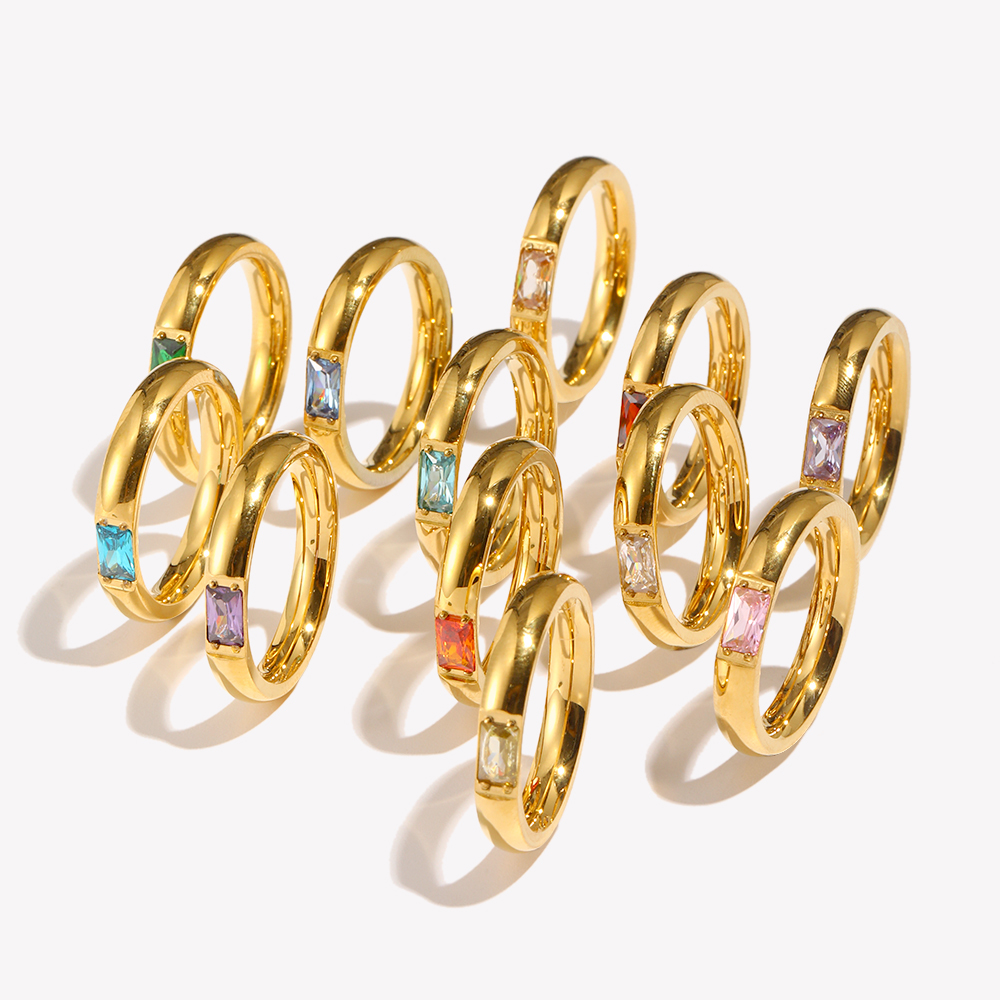E.B.belle 18K Gold Plated Shin - Birthstone Ring Set 评论和价格