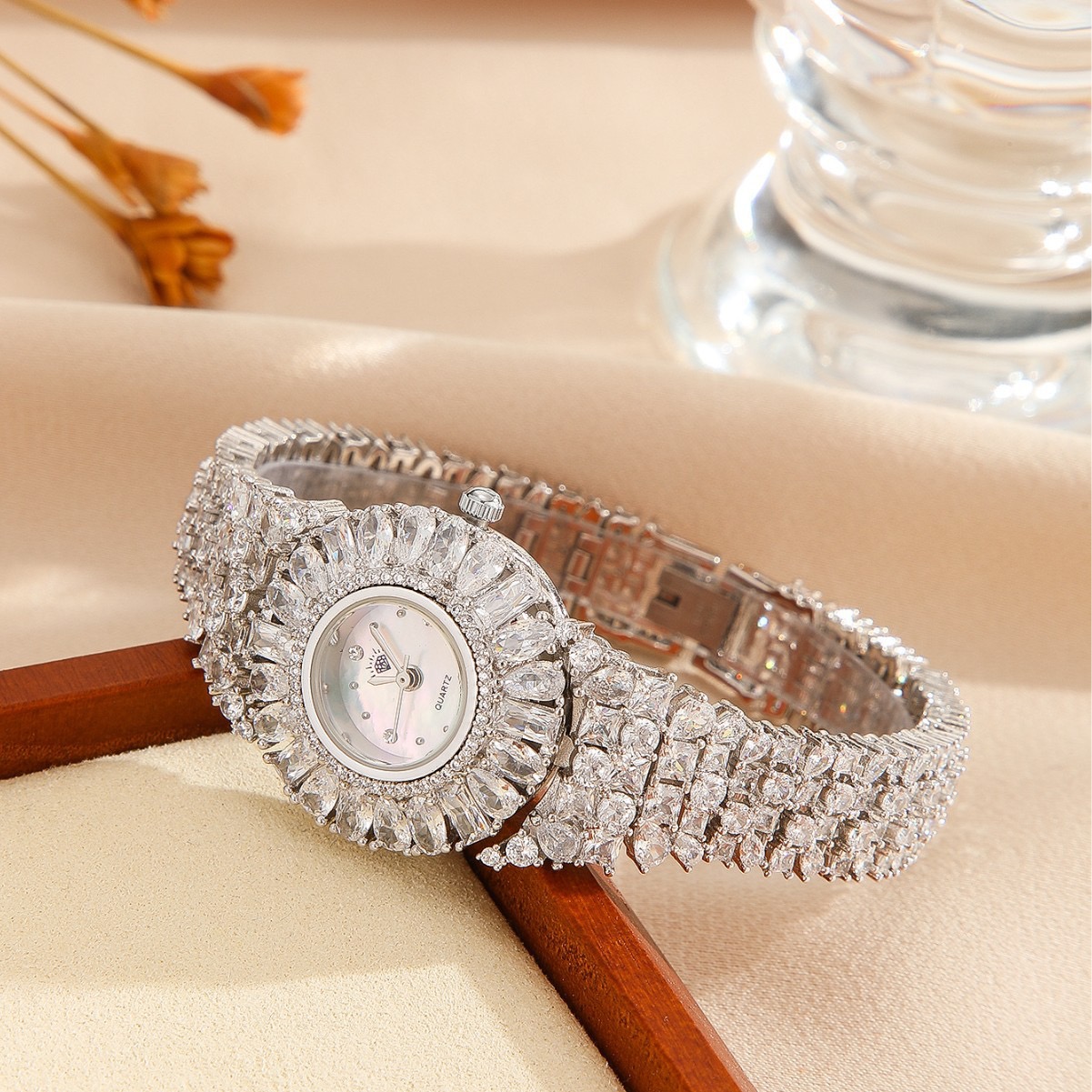 Fashion Shining Crystal Full Z - Fine Jewelry Watches Women 评论和价格