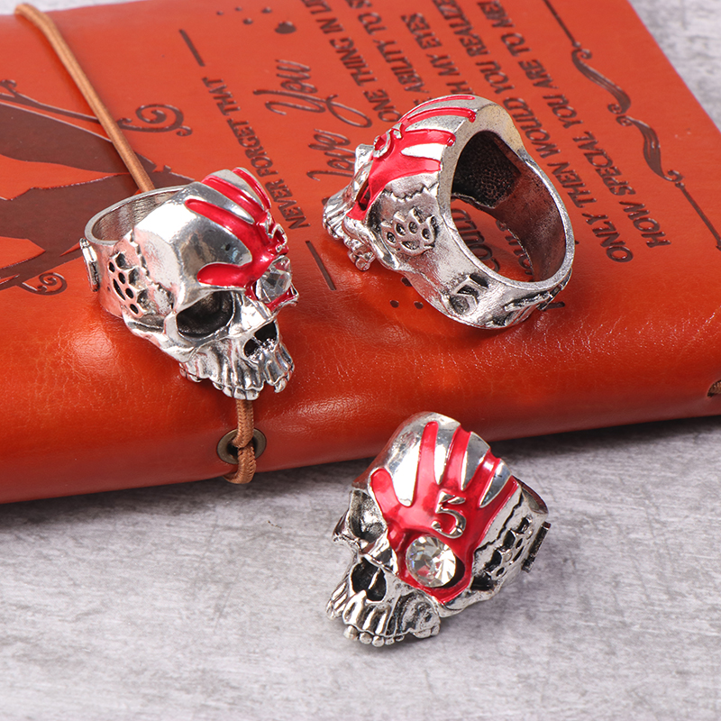 Five Fingers Death Punch Skull - Gothic Skull Ring 评论和价格
