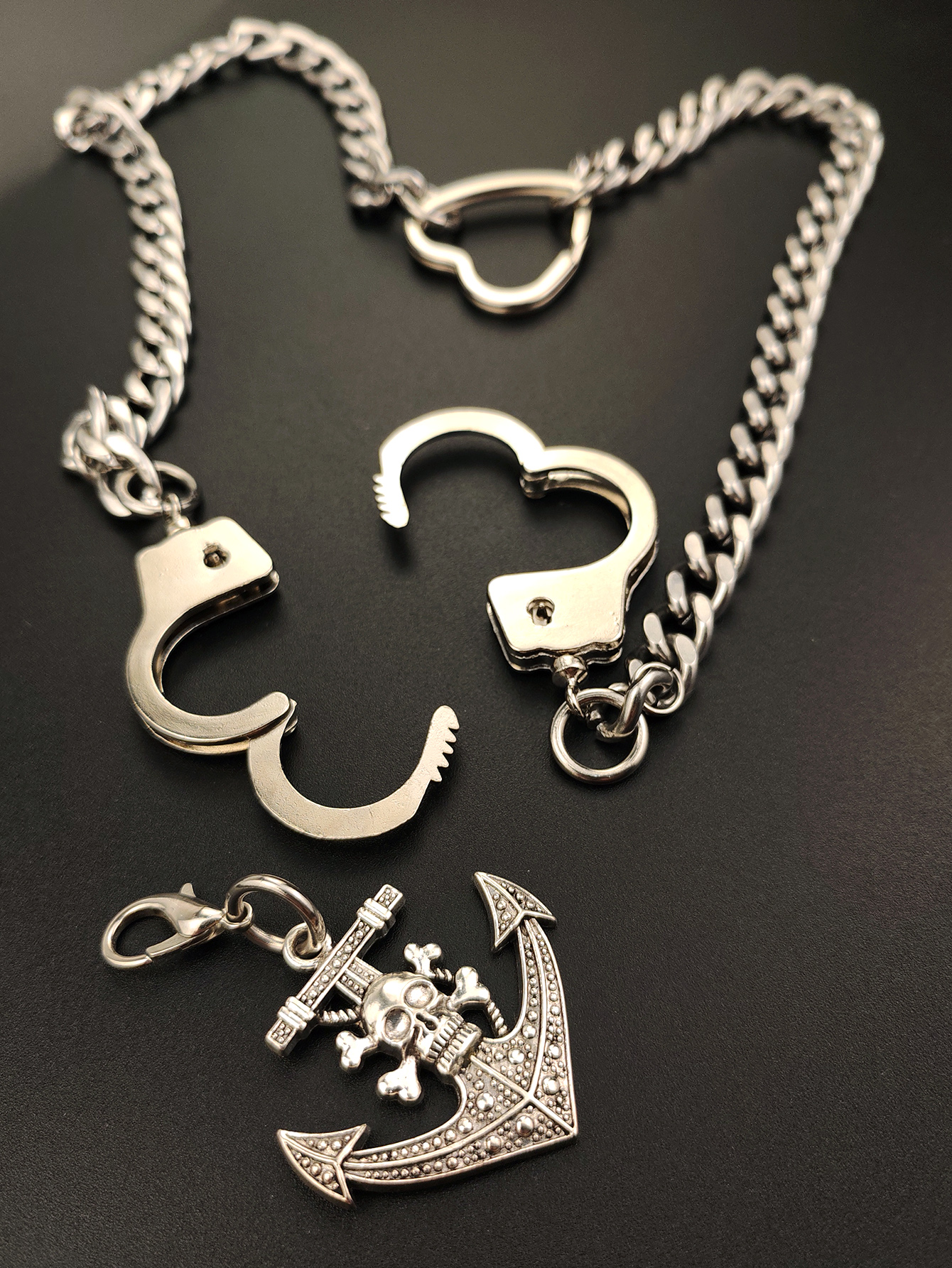 hip hop Gothic stainless steel - Gothic Skull Ring 评论和价格